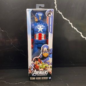 Captain America Marvel Avengers toy Titan Hero Series Hasbro NWT